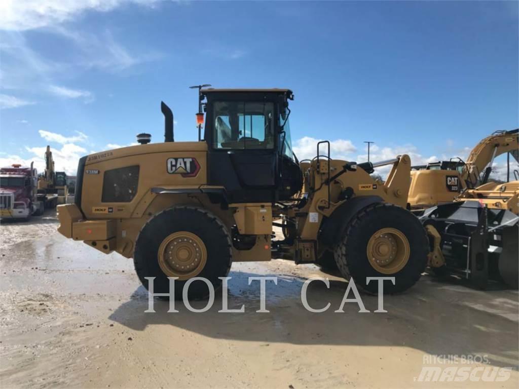CAT 938M QC Pale gommate
