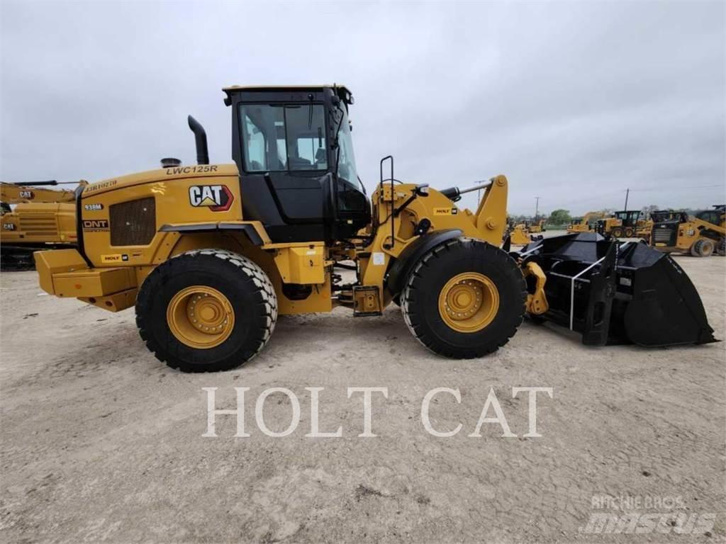CAT 938M QC Pale gommate