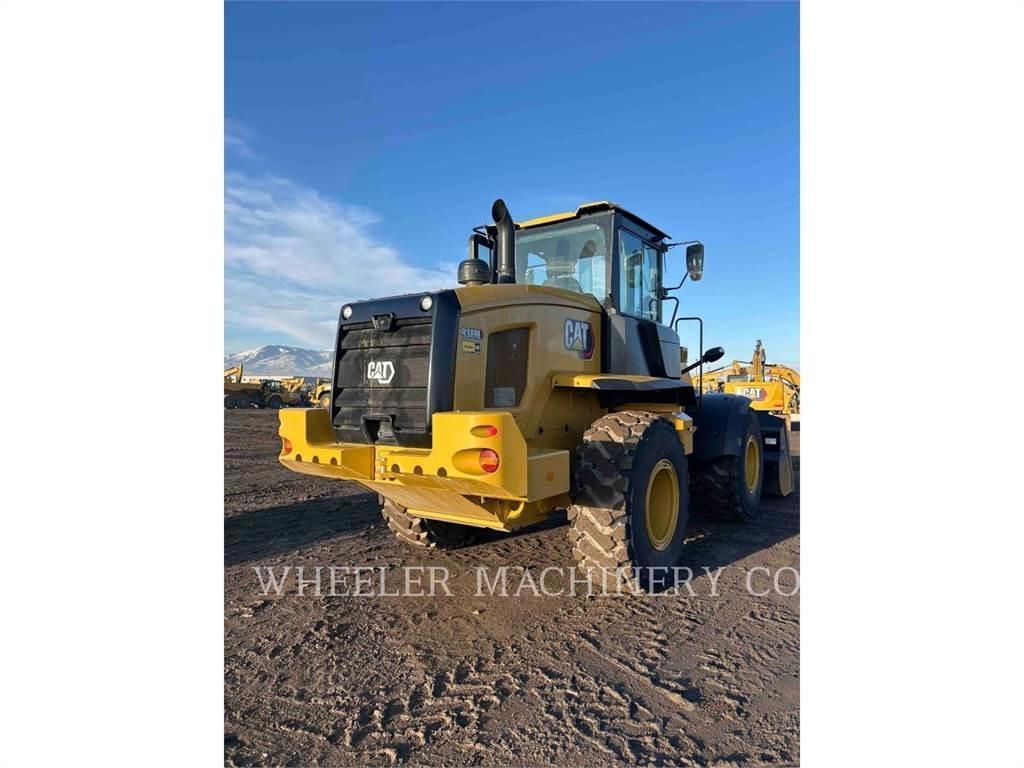 CAT 938M QC Pale gommate