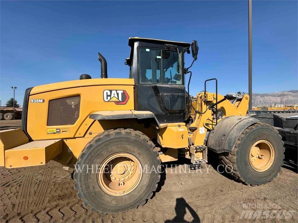 CAT 938M QC 3V Pale gommate