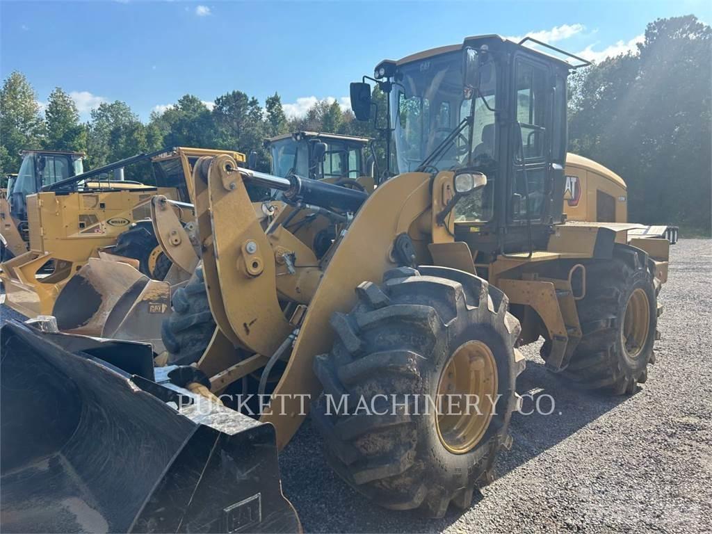 CAT 938M3V28QC Pale gommate