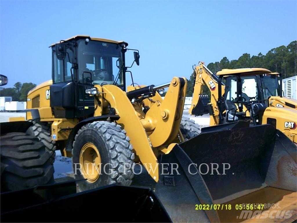 CAT 938MQC Pale gommate