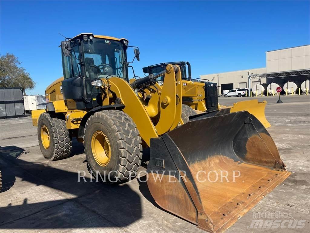 CAT 938MQC Pale gommate