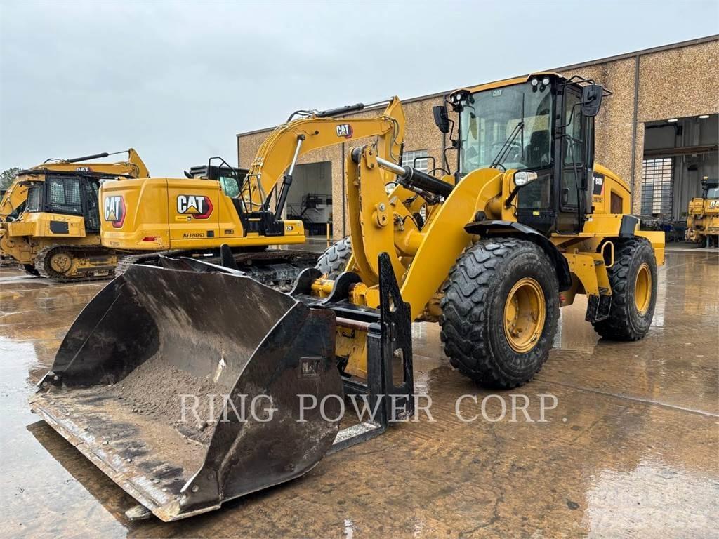 CAT 938MQC Pale gommate