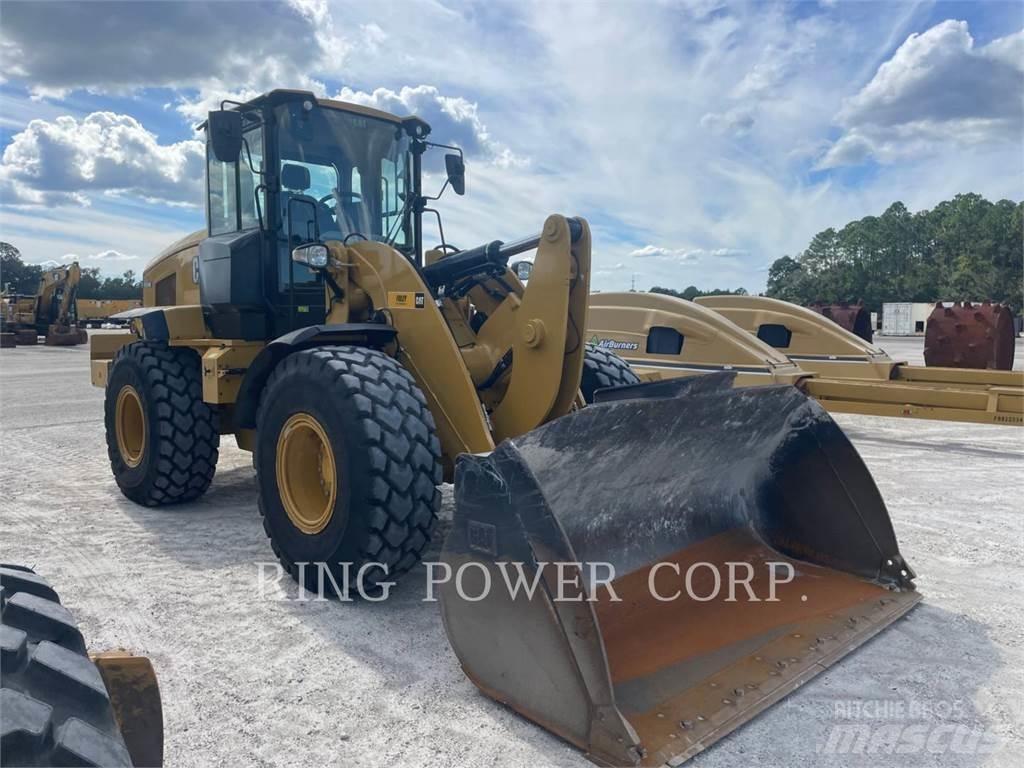 CAT 938MQC3V Pale gommate
