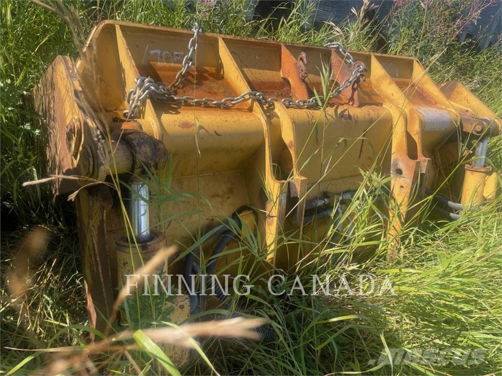 CAT 939C Pale gommate