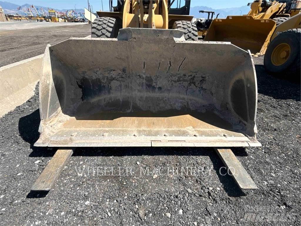 CAT 950 GC QC Pale gommate