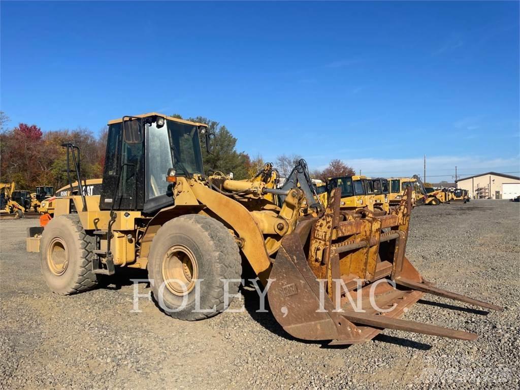 CAT 950G Pale gommate