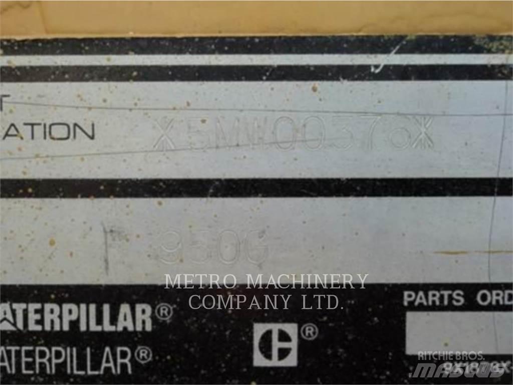 CAT 950G Pale gommate