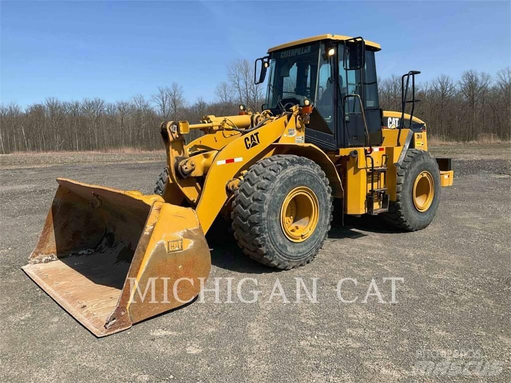 CAT 950G RQ Pale gommate