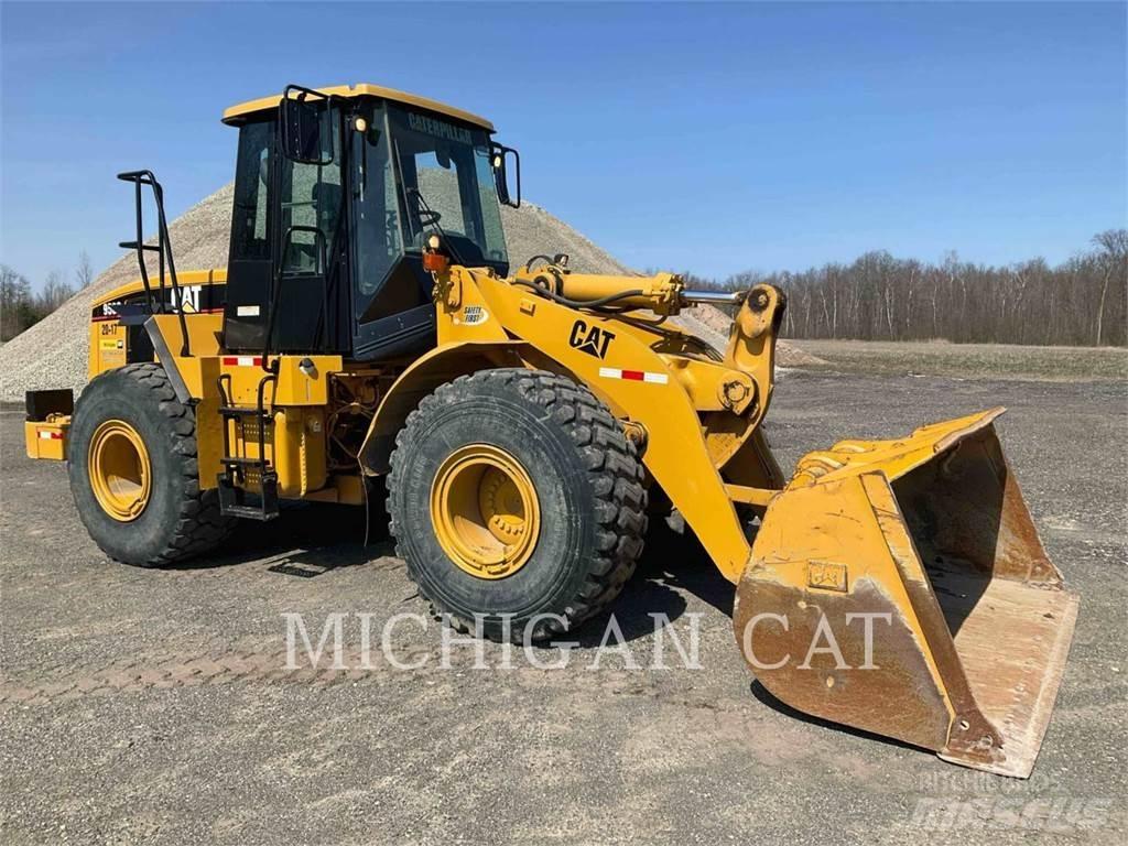 CAT 950G RQ Pale gommate