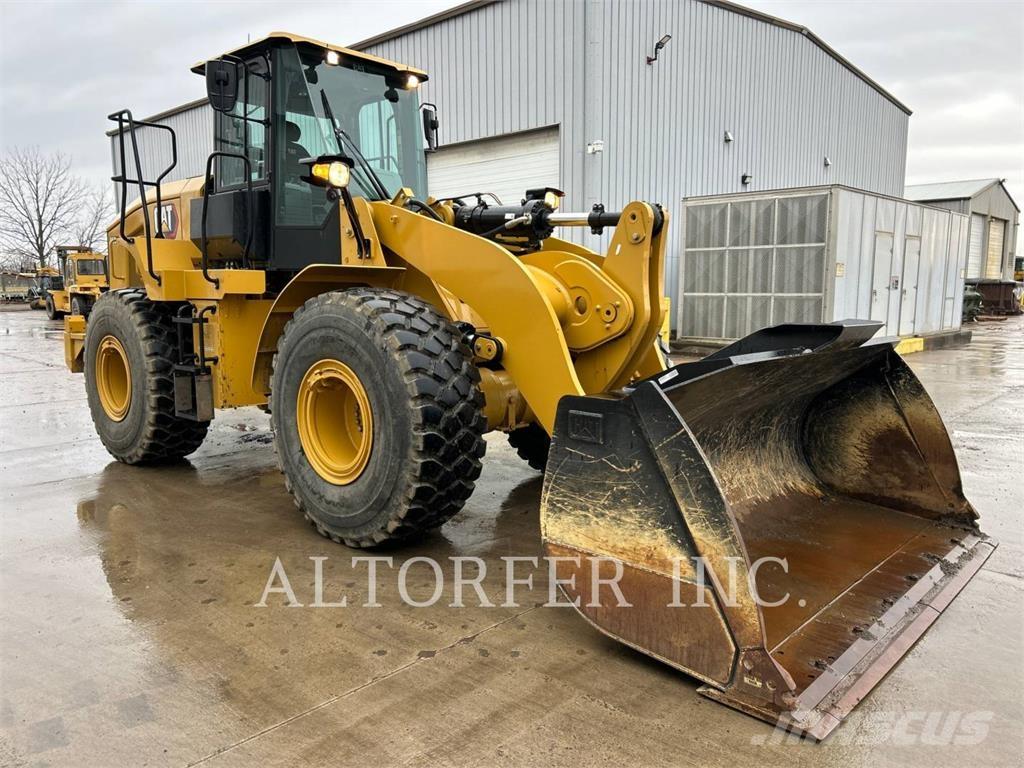 CAT 950GC Pale gommate