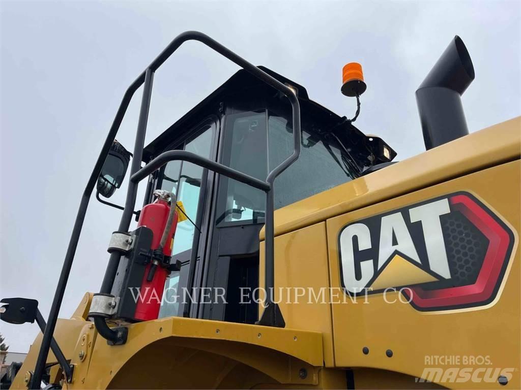 CAT 950GC Pale gommate