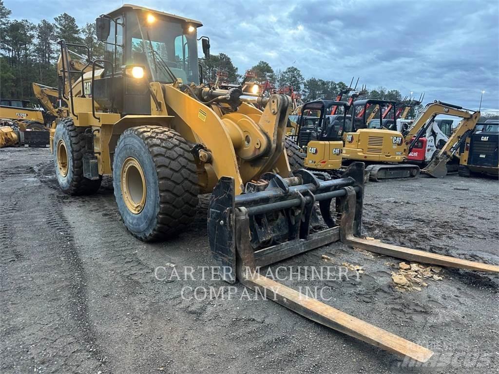 CAT 950GC Pale gommate