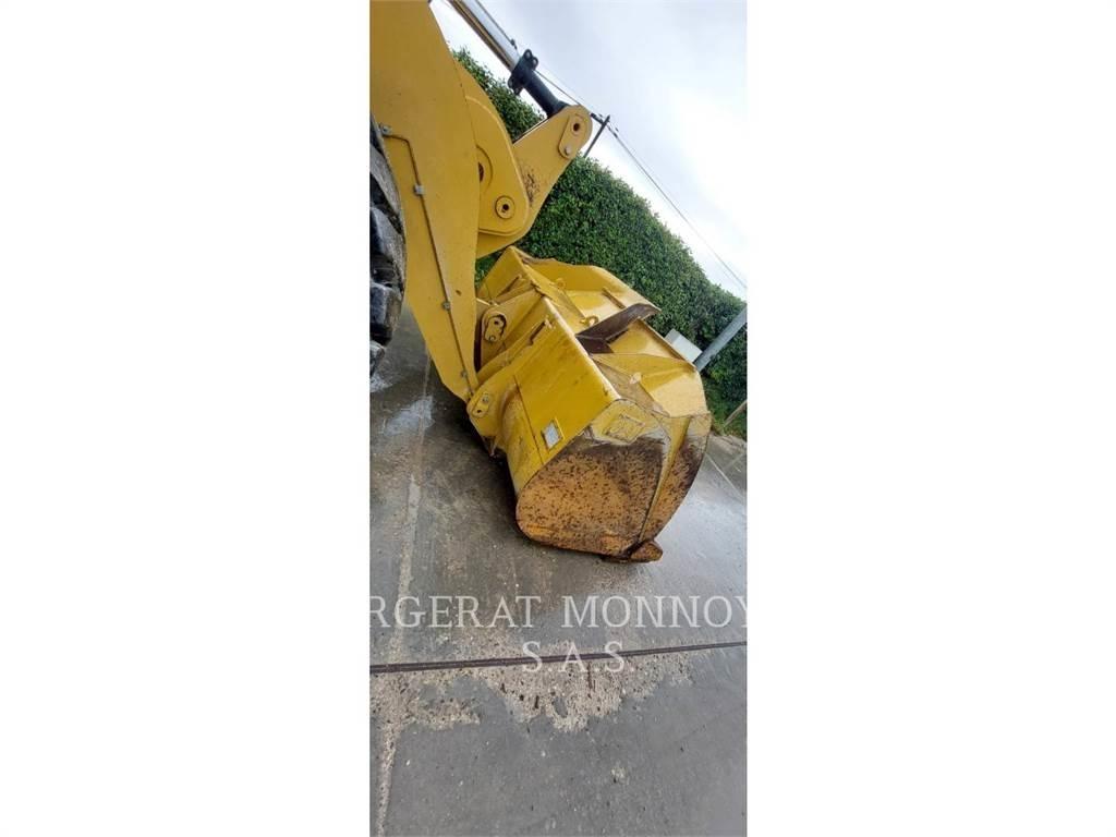 CAT 950GC Pale gommate