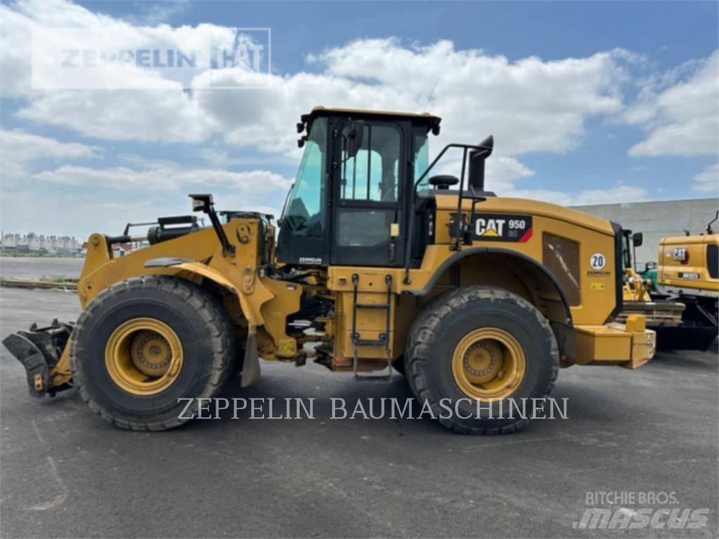 CAT 950GC Pale gommate