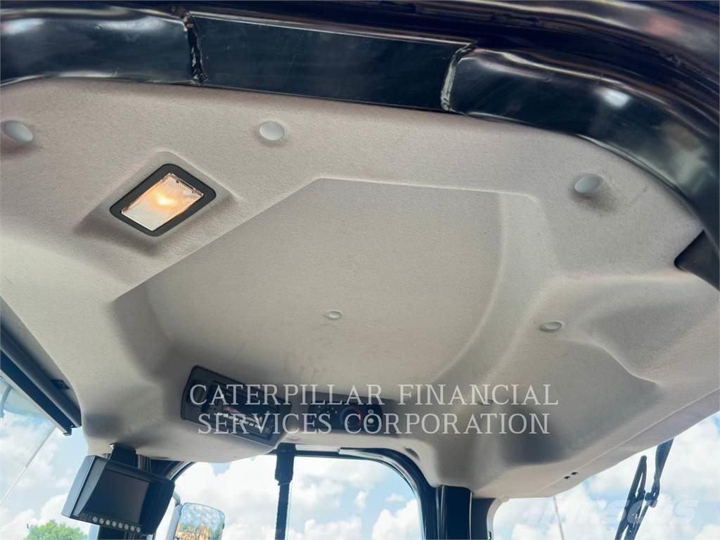 CAT 950GC Pale gommate