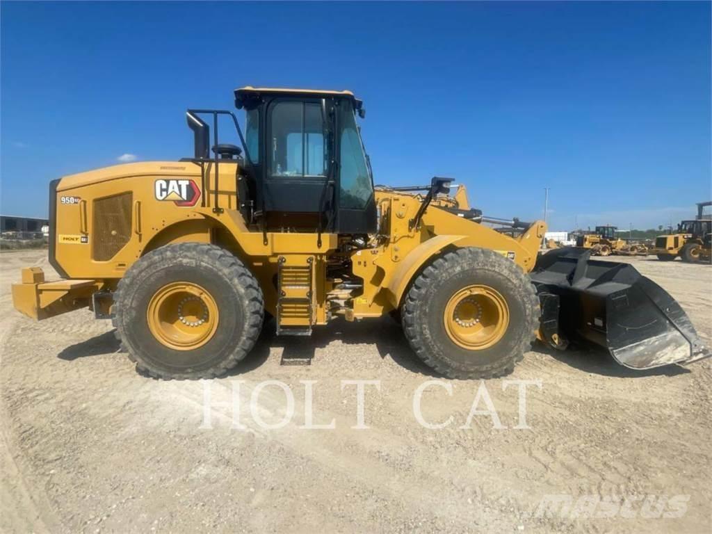 CAT 950GC Pale gommate