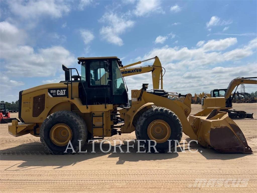 CAT 950GC Pale gommate