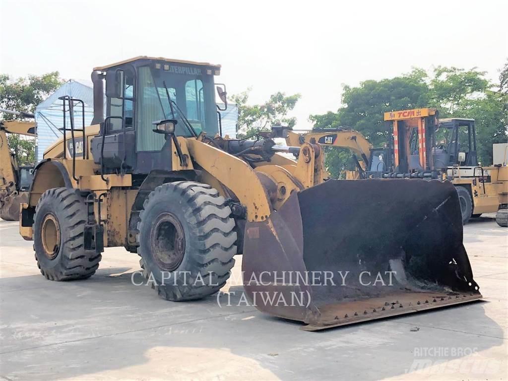 CAT 950GC Pale gommate