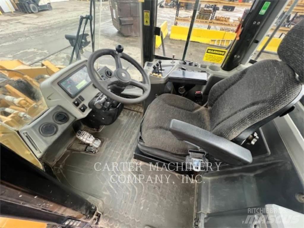 CAT 950GC 3V Pale gommate