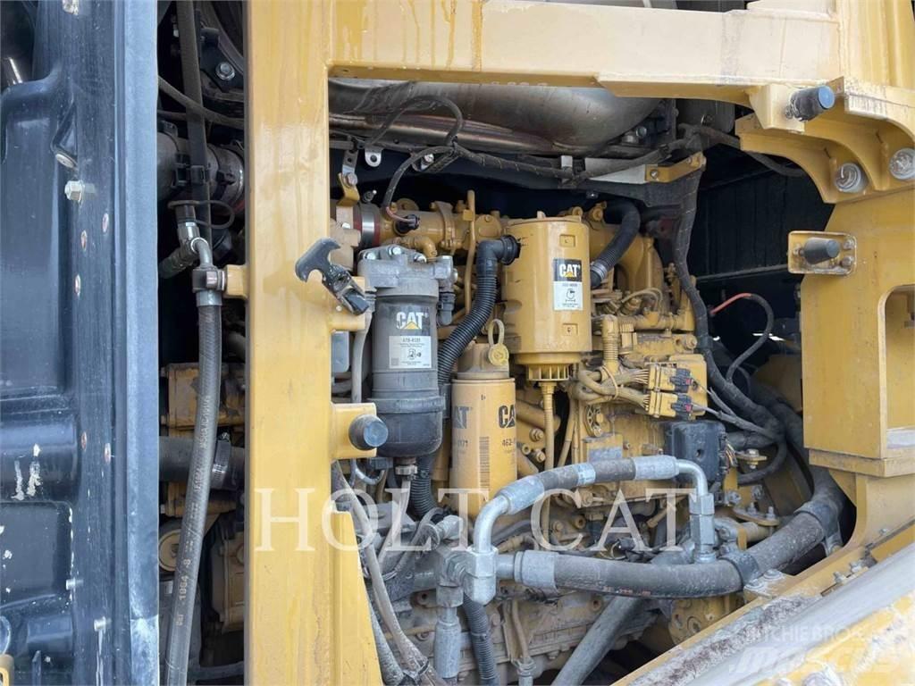 CAT 950GC QC Pale gommate