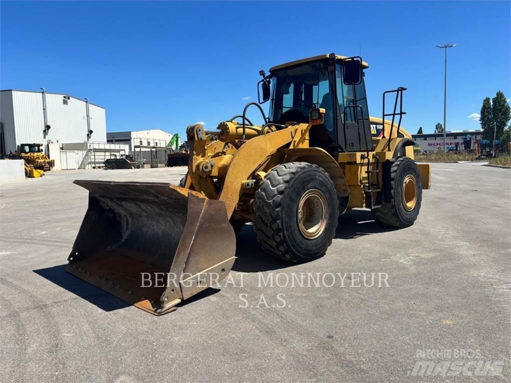 CAT 950H Pale gommate