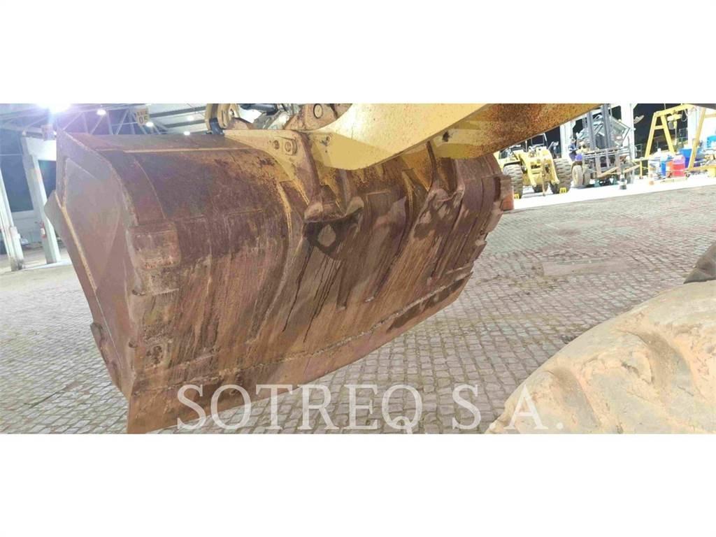 CAT 950L Pale gommate
