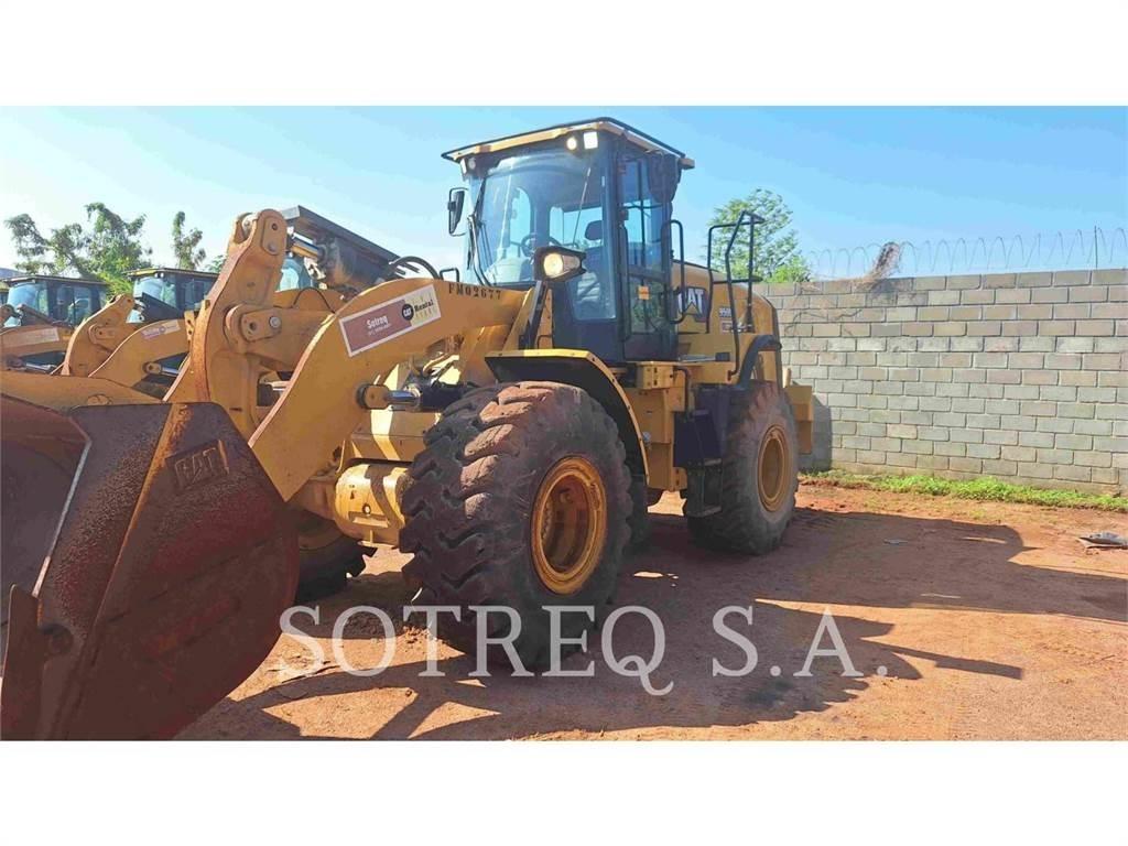 CAT 950L Pale gommate