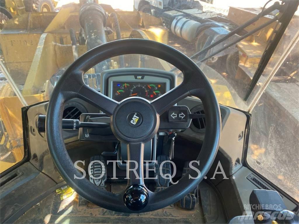 CAT 950L Pale gommate