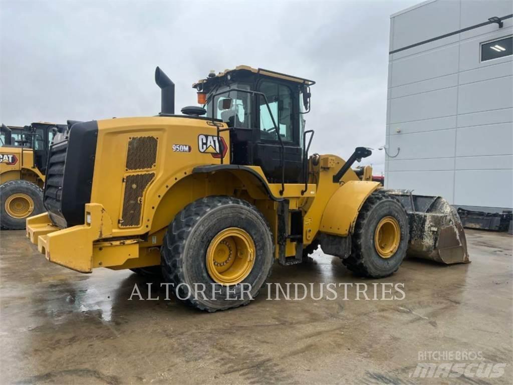 CAT 950M Pale gommate