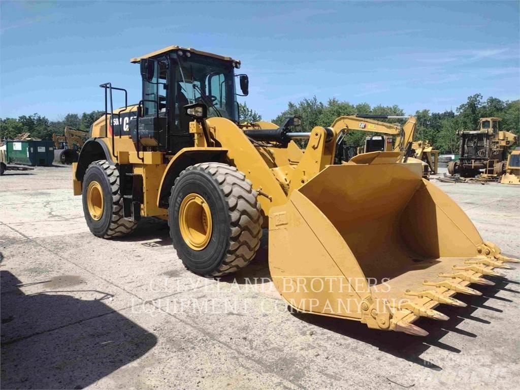 CAT 950M Pale gommate