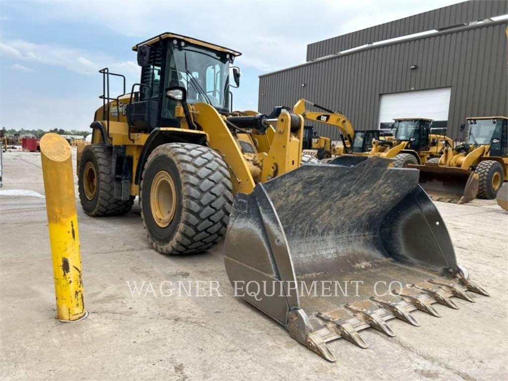 CAT 950M Pale gommate