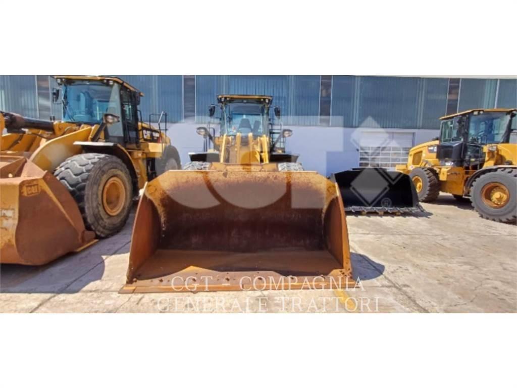CAT 950M Pale gommate