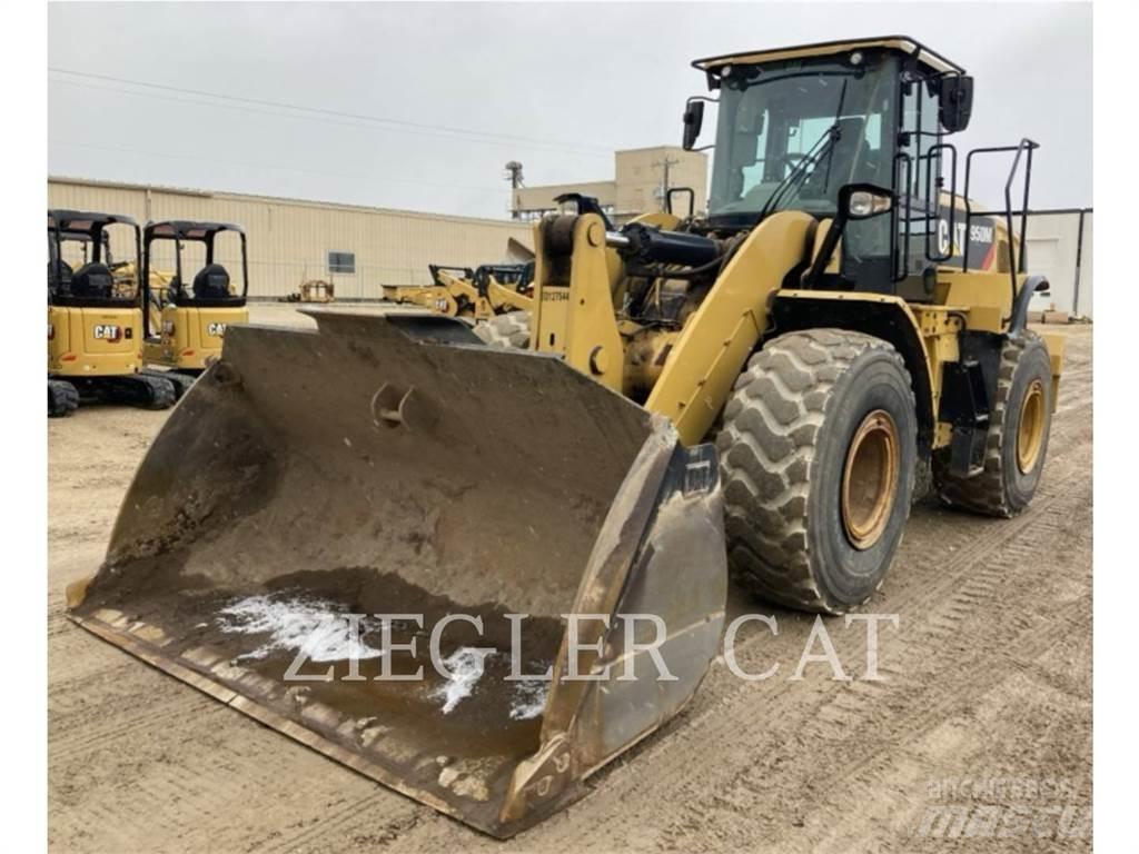 CAT 950M Pale gommate