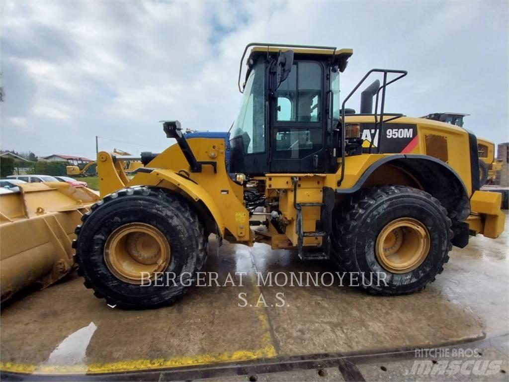 CAT 950M Pale gommate