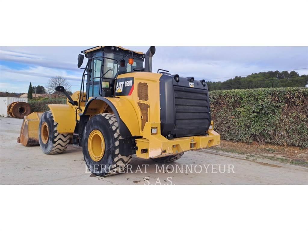 CAT 950M Pale gommate