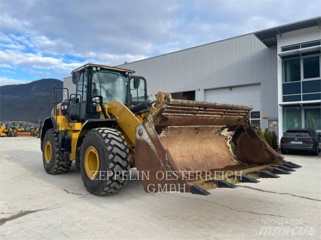 CAT 950M Pale gommate