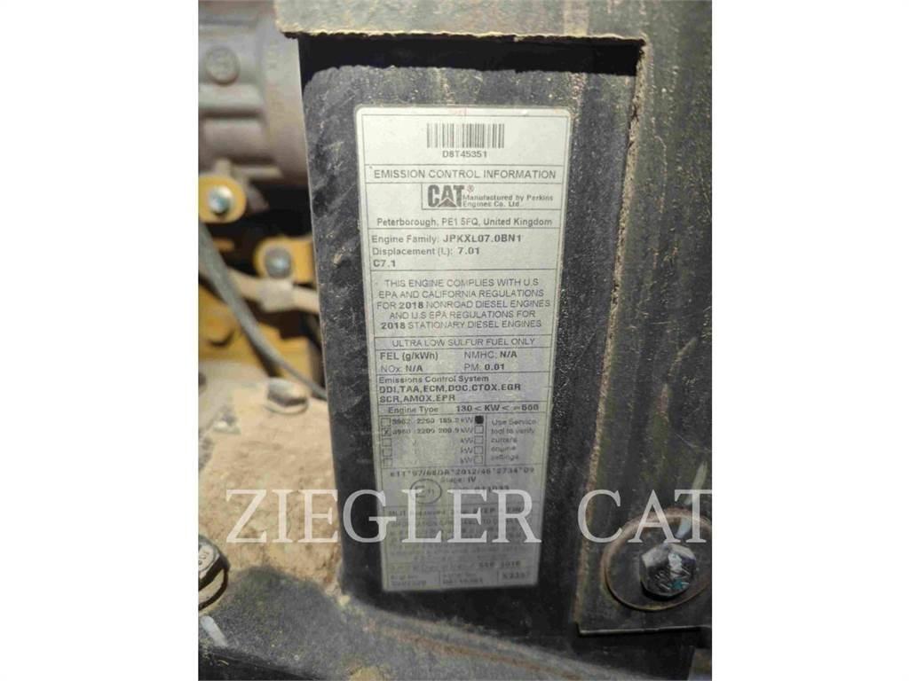 CAT 950M Pale gommate