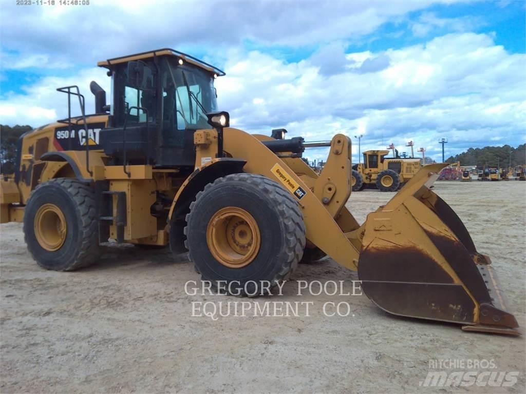 CAT 950M Pale gommate