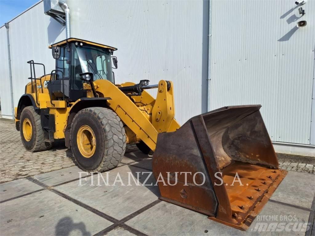 CAT 950M Pale gommate
