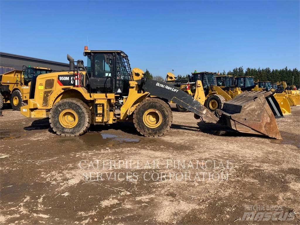 CAT 950M Pale gommate
