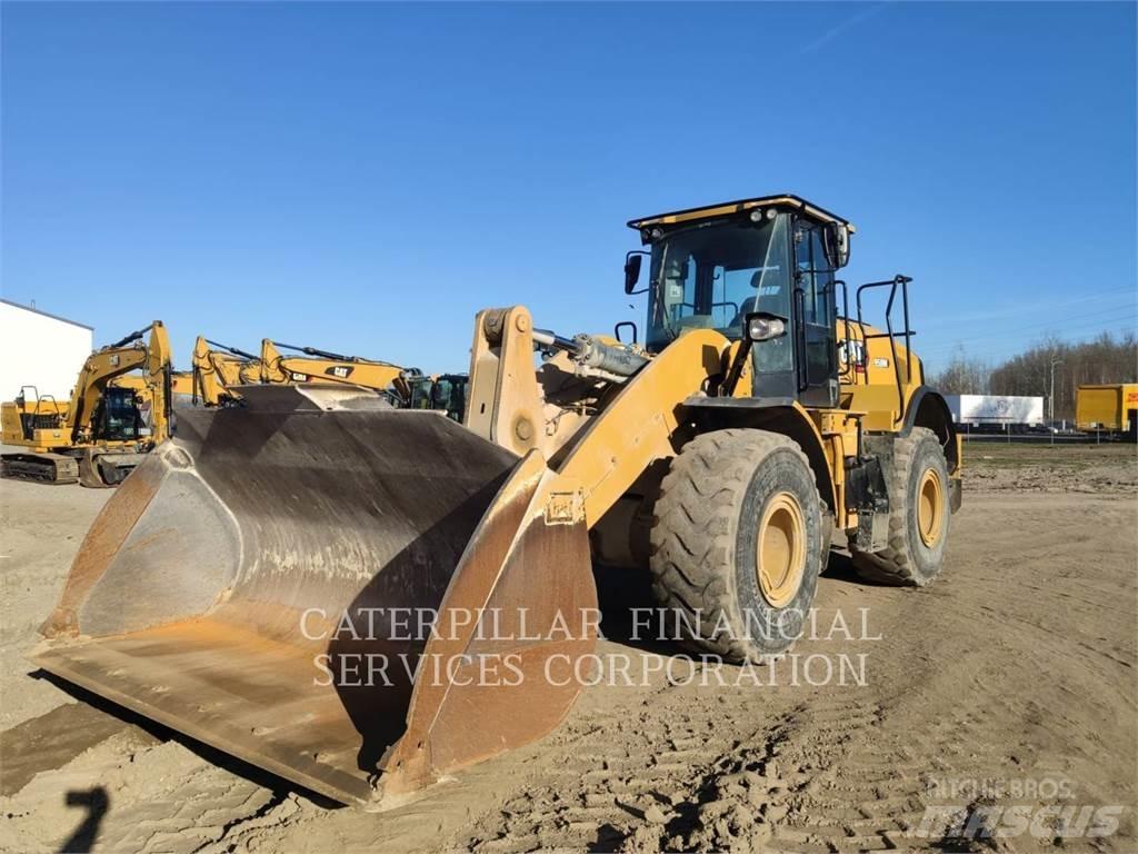 CAT 950M Pale gommate