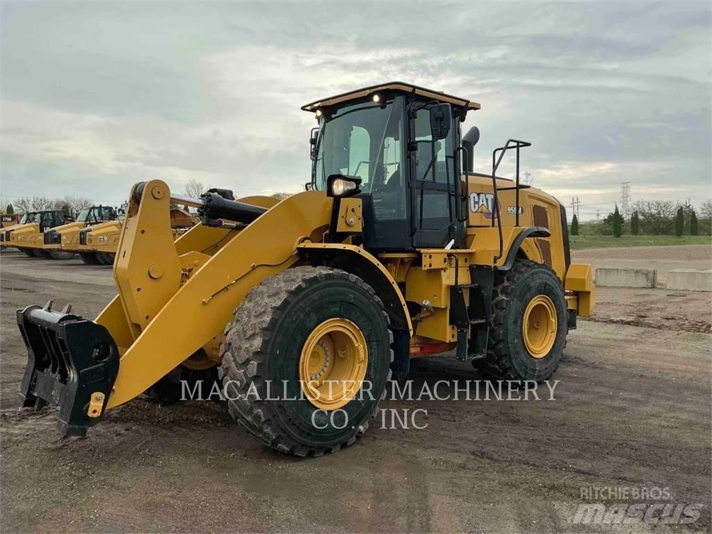 CAT 950M Pale gommate