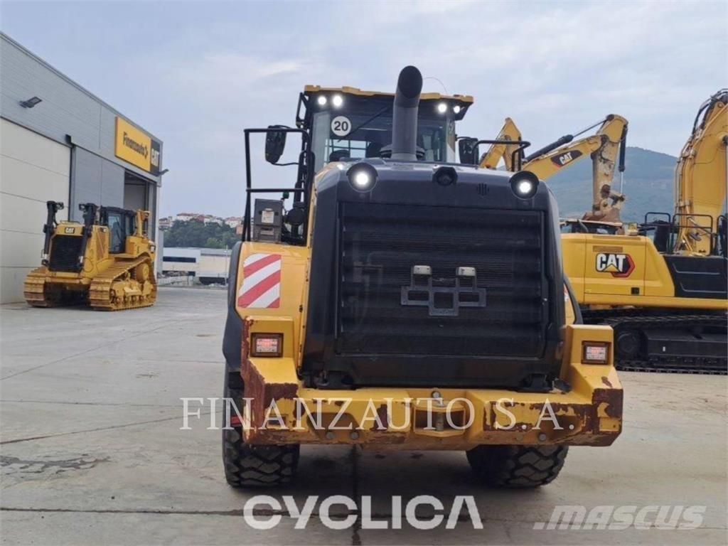 CAT 950M Pale gommate
