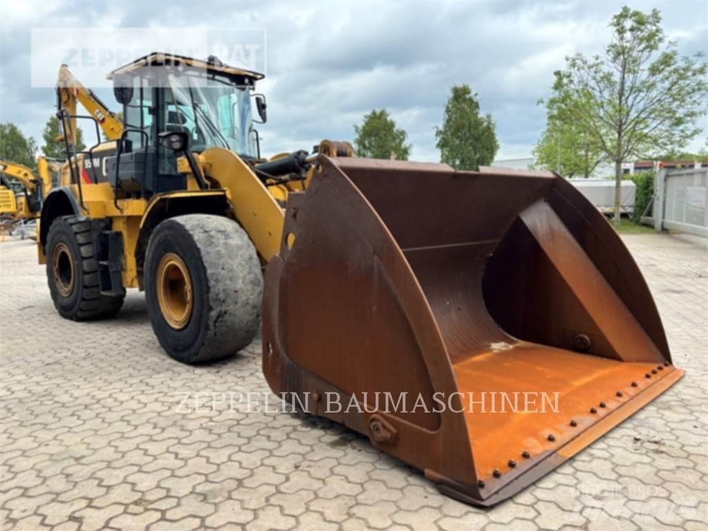CAT 950M Pale gommate
