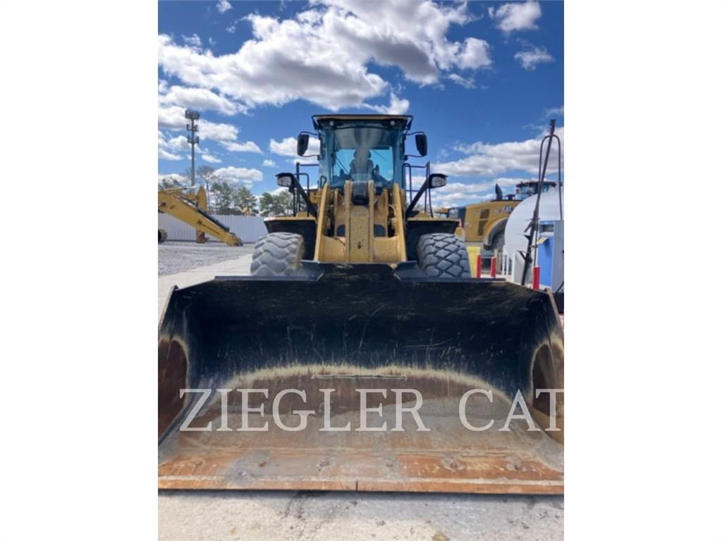 CAT 950M Pale gommate