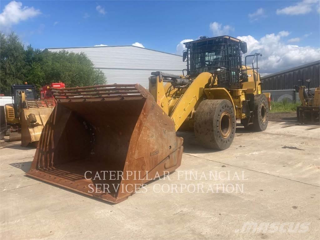 CAT 950M Pale gommate
