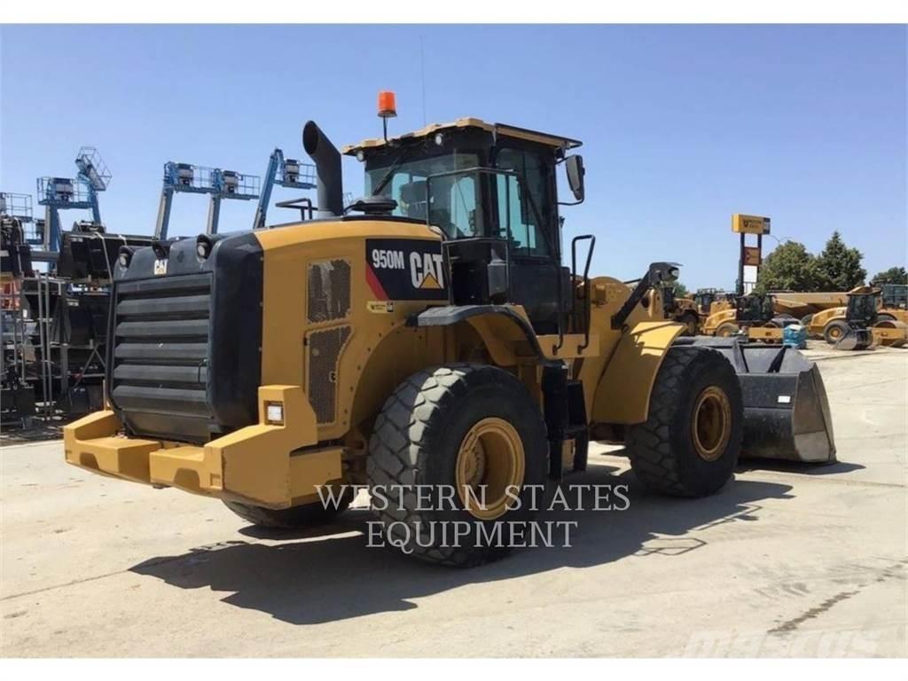 CAT 950M Pale gommate