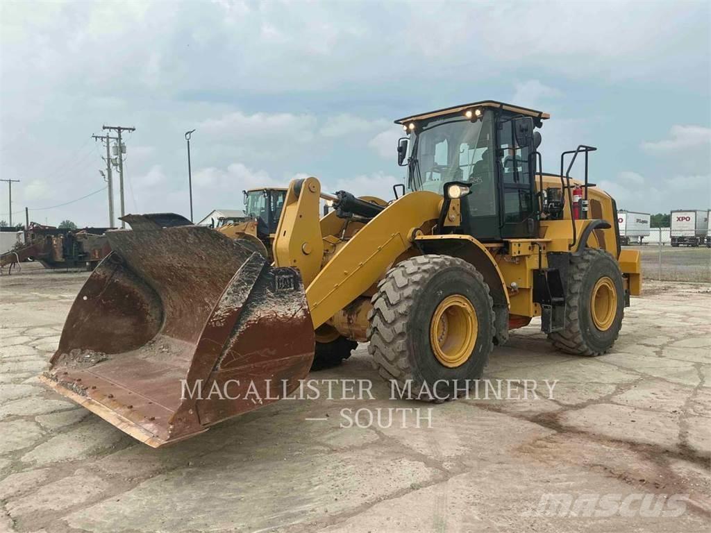 CAT 950M Pale gommate
